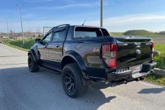 Ford Raptor schwarz