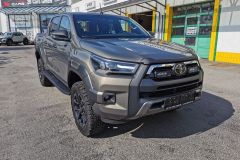 Toyota Hilux Invincible