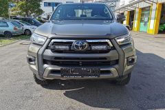 Toyota Hilux Invincible