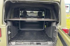 Jeep Wrangler mit Umbau und Raptor-Lackierug in Grün