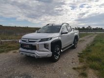 Mitsubishi L200 - Demo