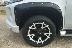 Mitsubis L200 Zubehör